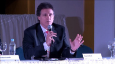 TV: ¿Cual será el rol de los profesionales del Agro en la Argentina que viene?; por R. Bindi