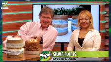 Conocé el Pan dulce de la Coop. La Juanita del Toty Flores y receta de Maru Botana; con Silvia Flores