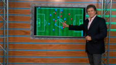 ¿Debería Macri meter los 11 Jugadores en el arco contrario para ganar?; con Ricardo Bindi