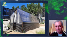 Invernaderos HIGH TECH sensorizados para producir las 4 estaciones; con Luis Juanicó - investig. Conicet 