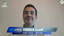 El climatólogo del Alm. Irizar pronostica las lluvias de Abril, recién llegado de la gira Antártica; con F. Claus