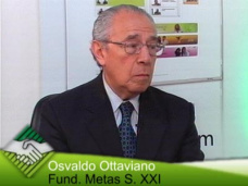 30 online: ¿Futbol o 13.500 km de autopistas y el regreso del FF.CC.?, entrev. O. Ottaviano – Fund. Metas S. XXI 