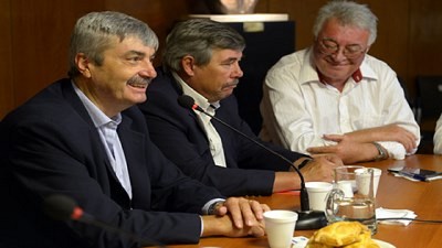 Apicultores manifestaron la problemática que tienen con la demanda y los precios