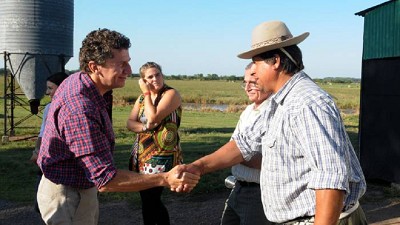 Sammartino está recorriendo localidades de la cuenca lechera santafesina
