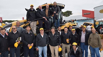 VALTRA estuvo presente en Agrishow 2016