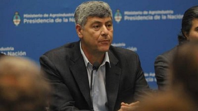 El Gobierno duda si rebajar otros 5 puntos las retenciones a la soja