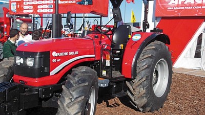 La fabricante local de sembradoras Apache desembarca en China