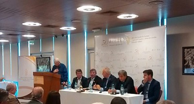 Con una importante concurrencia, se realizó en la Bolsa de Cereales de Córdoba el remate del primer lote de Trigo