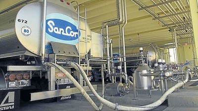 Lifschitz busca compradores para una planta de SanCor en Santa Fe