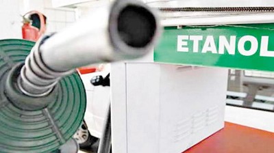Azucareros proponen aumentar a 15% el corte de naftas con bioetanol