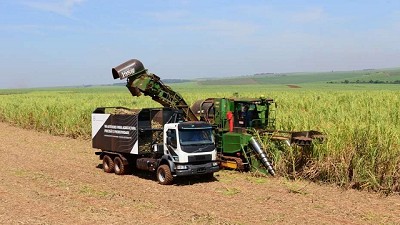 Brasil: desarrollan un camión autónomo para eficientizar la zafra de la caña de azúcar