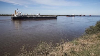 Dictan la conciliación obligatoria por el conflicto en los puertos del Gran Rosario