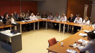 Mosca de los frutos: análisis de estrategias para el control de la plaga