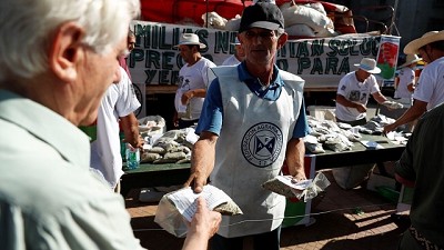 Amenazan con demandar a Buryaile si no controla el precio de la yerba