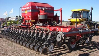 Maquinaria agrícola: un sector inteligente con futuro preciso