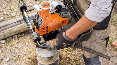 Campeonato de escultores con motosierras en la Feria Forestal