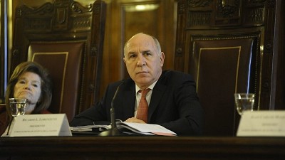 La Corte revocó un fallo laboral por fijar una indemnización 