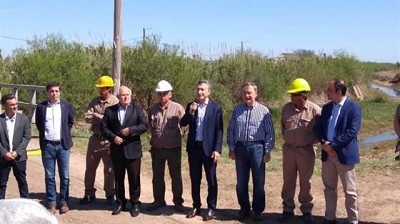 Macri, Schiaretti y Lifschitz iniciaron formalmente una obra hídrica para Córdoba y Santa Fe