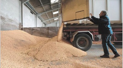 Grandes traders de materias primas buscan más escala para evitar caída de ingresos