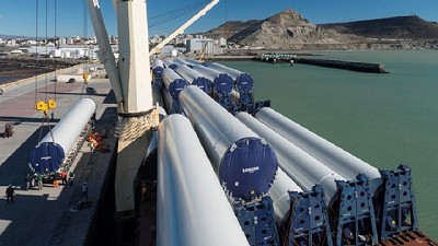 Con un nuevo parque eólico, YPF profundiza sus negocios en energías renovables