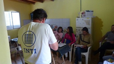 Los despidos en el INTI también alcanzan a la agricultura familiar