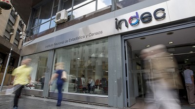 El desempleo bajó al 7,2% y mostró la mejor recuperación desde 2003