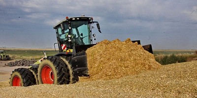 La versatilidad de un tractor expresada en términos forrajeros