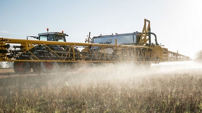 Santa Fe: un diputado pide subir 100% los impuestos a los productores que aplican agroquímicos
