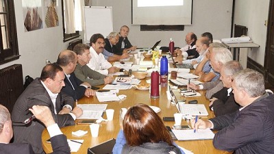 Se reunió la Mesa Lechera Provincial y se presentaron resultados de un relevamiento integral