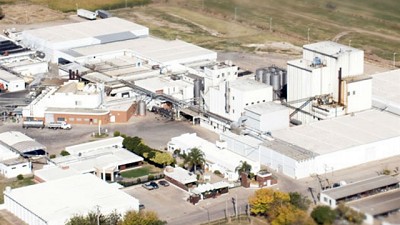 Con una inversión de $100 millones, Manfrey inaugura una planta de leche larga vida