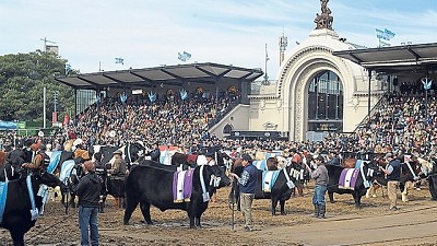 Pretenden que la Rural dinamice los negocios de la agroindustria