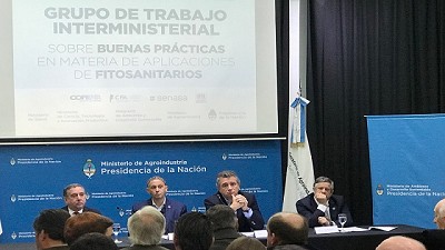 El gobierno presentó propuestas para políticas públicas sobre aplicaciones de fitosanitarios