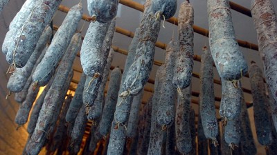 Detectan un brote de triquinosis que afecta a 45 personas en el sur de Córdoba