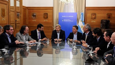 El Gobierno y las provincias discuten dónde afectará el ajuste de la Nación