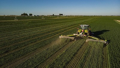 La segadora CLAAS Disco 1100  batió el récord mundial en capacidad de corte