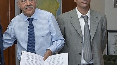 Coimas. Por primera vez, apuntan a los lazos del poder político con los empresarios