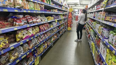 Los precios corren mucho más rápido que los ingresos