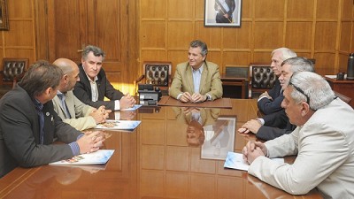 La conducción de FAA fue recibida por Etchevehere y su equipo