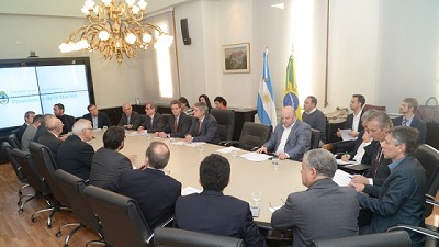 Argentina y Brasil reunidos para potenciar la bioindustria regional