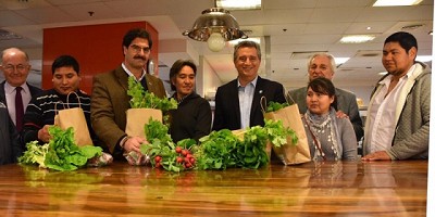 Pequeños productores comenzaron a vender sus hortalizas al Hilton