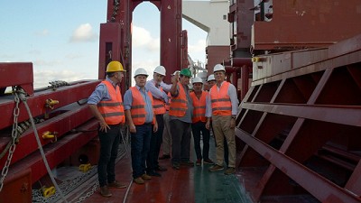 Argentina despachó el segundo embarque de pino a China