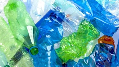 Crean un nuevo plástico biodegradable gracias a la acción de microorganismos marinos