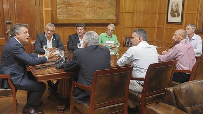 Etchevehere se reunió con el presidente de Coninagro con la mira puesta en las inundaciones