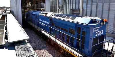 Una firma cordobesa se convirtió en la primera en cargar maní en tren en origen