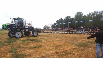 Las AgTech aplicadas: una propuesta de capacitación del INTA con maquinaria a campo