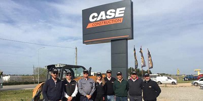 CASE Construction Equipment capacitó a vendedores en Uruguay