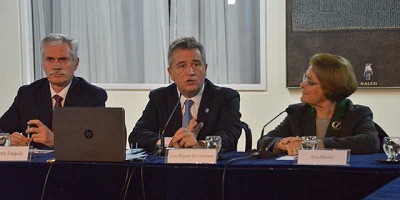 Etchevehere disertó sobre las 