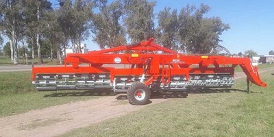 Secman lanzó un rolo triturador de 9 metros “sin tambores”