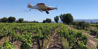 La aviación agrícola es una herramienta para la aplicación de productos ecológicos