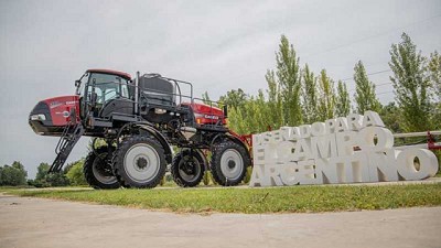 Case IH presentó una pulverizadora “Low Cost” para el mercado argentino